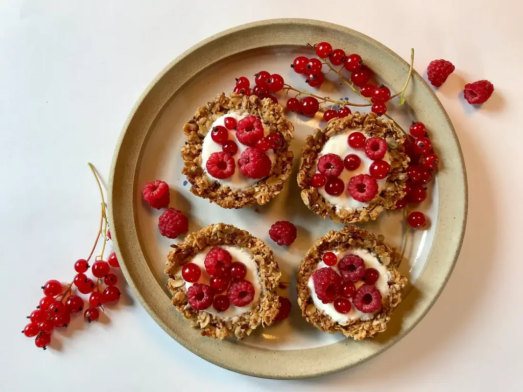 Nourish - Natural Unprocessed Scandinavian Nutrition Pillar